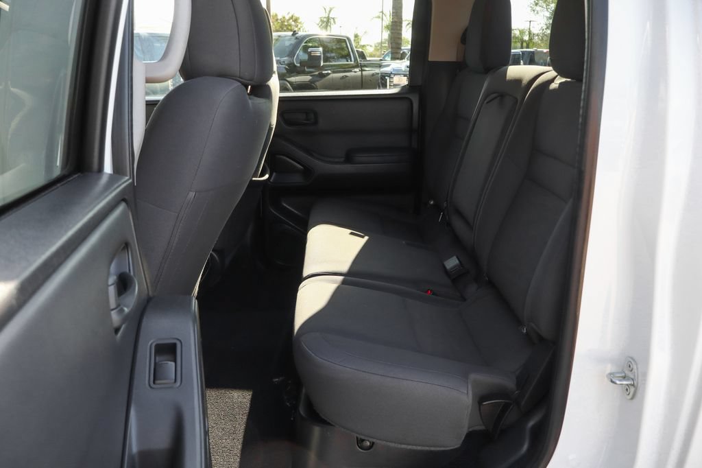 Used 2022 Nissan Frontier S w/ Technology Package RWD image 38