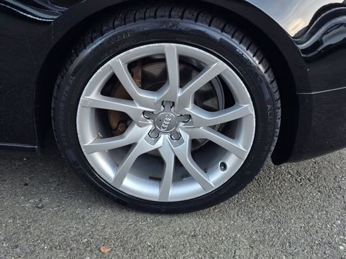 Used 2011 Audi A5 2.0T Premium image 9