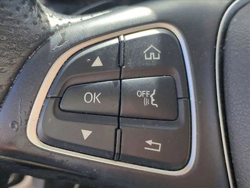 Used 2019 Mercedes-Benz GLC 300 image 15