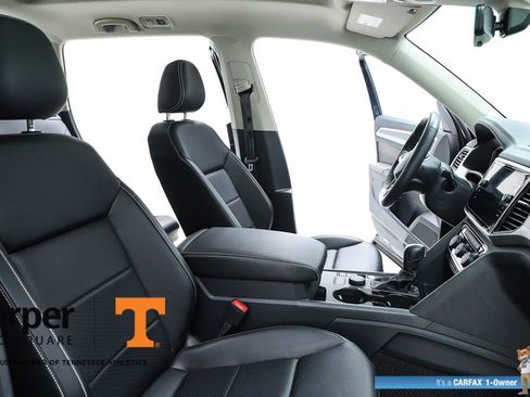 Used 2023 Volkswagen Atlas SEL R-Line AWD/4WD image 76