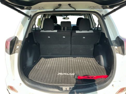 Used 2016 Toyota RAV4 XLE AWD/4WD image 21