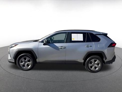 Used 2025 Toyota RAV4 LE image 9