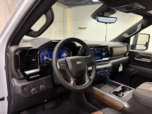 New 2026 Chevrolet Silverado 2500 High Country w/ High Country Premium Package AWD/4WD image 24
