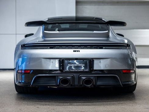 Certified 2025 Porsche 911 Carrera GTS RWD image 6