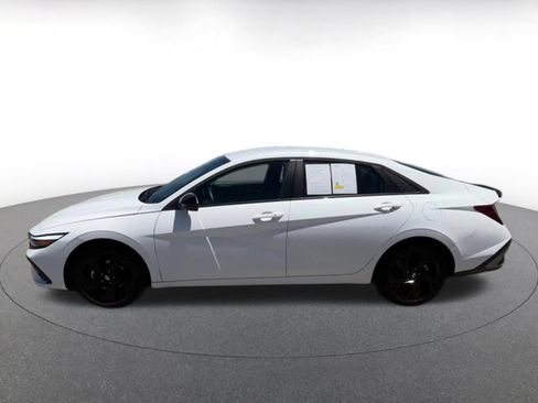 Used 2026 Hyundai Elantra Sport FWD image 9