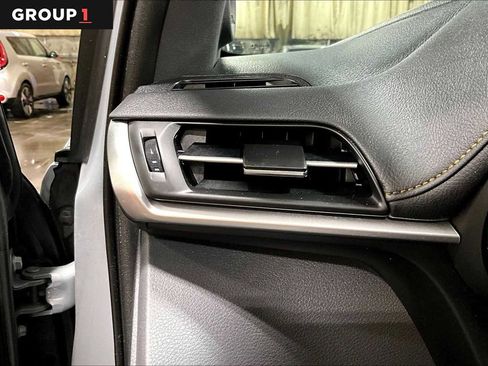 Certified 2022 Toyota Sienna XLE Woodland Edition image 34