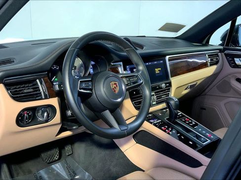 Used 2022 Porsche Macan S image 4
