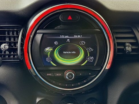 Used 2018 MINI Cooper 4-Door Hardtop FWD image 14