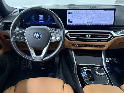 Used 2024 BMW i4 eDrive35 w/ Convenience Package image 33