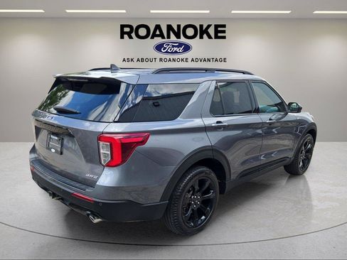 Used 2024 Ford Explorer ST-Line w/ Class IV Trailer Tow Package AWD/4WD image 12