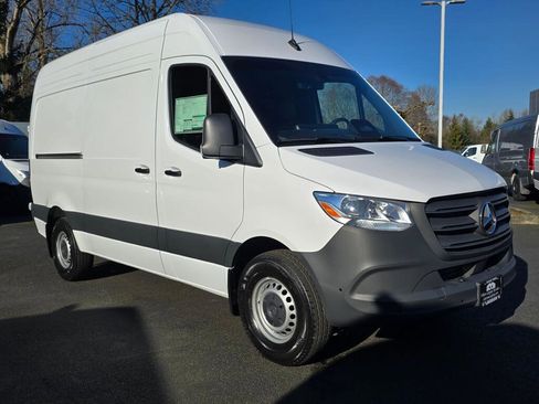 New 2025 Mercedes-Benz Sprinter 2500 image 8