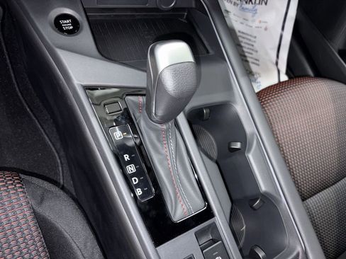 New 2026 Nissan Sentra SR w/ Floor Mat Package FWD image 19