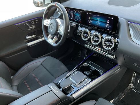 Used 2023 Mercedes-Benz GLA 35 AMG 4MATIC image 36