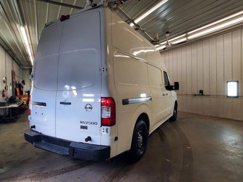 Used 2015 Nissan NV 2500 SV w/ Side & Curtain Airbag Package RWD image 3
