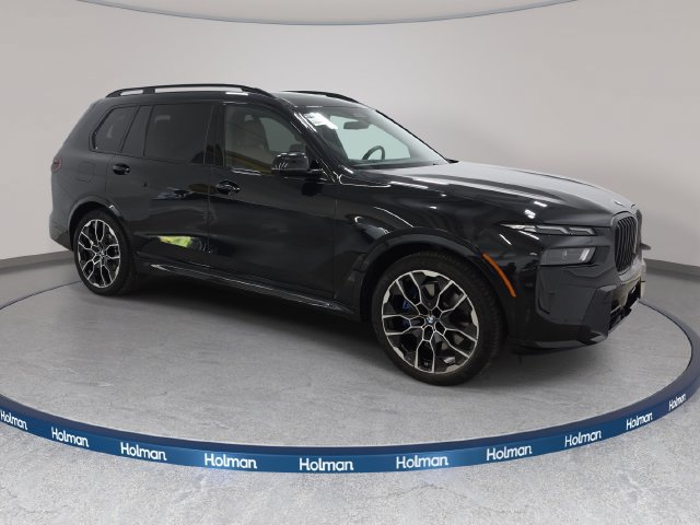 Certified 2025 BMW X7 xDrive40i w/ M Sport Package AWD/4WD image 3