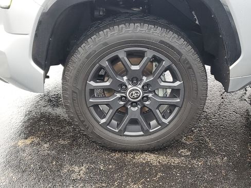 Used 2024 Toyota Tundra Platinum image 10