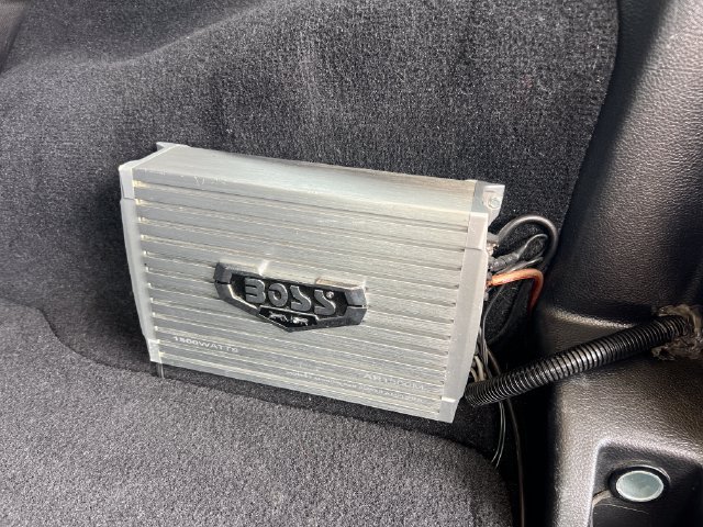 Used 2013 Jeep Wrangler Unlimited Sahara w/ Connectivity Group AWD/4WD image 17