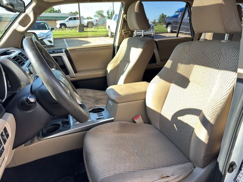 Used 2012 Toyota 4Runner SR5 w/ Convenience Pkg RWD image 12