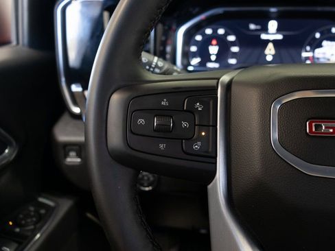 Used 2025 GMC Sierra 1500 Elevation image 26