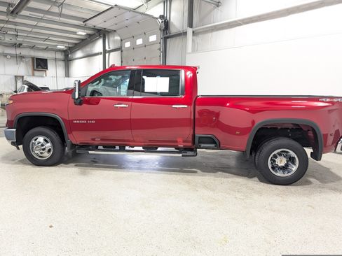 Used 2025 Chevrolet Silverado 3500 LTZ w/ LTZ Plus Package AWD/4WD image 6