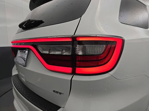 Used 2023 Dodge Durango GT AWD/4WD image 15