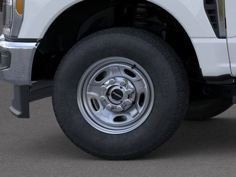 New 2025 Ford F350 XL w/ XL Chrome Package AWD/4WD image 13