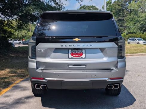 New 2026 Chevrolet Suburban High Country AWD/4WD image 3