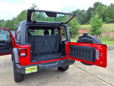 New 2026 Jeep Wrangler Sport AWD/4WD image 15