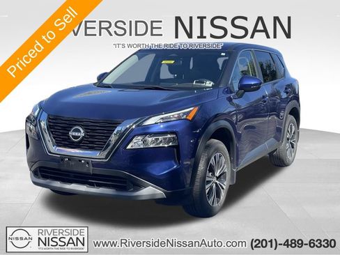 Certified 2023 Nissan Rogue SV AWD/4WD image 1