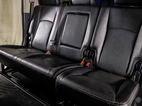 Used 2017 RAM 2500 Laramie w/ Sport Appearance Group image 32