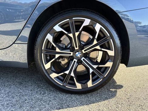 Used 2025 BMW 330i Sedan image 10