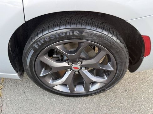 Used 2019 Dodge Charger SXT w/ Plus Group RWD image 7