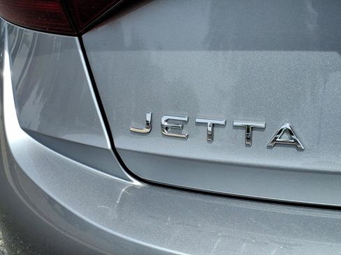 Certified 2023 Volkswagen Jetta Sport FWD image 16