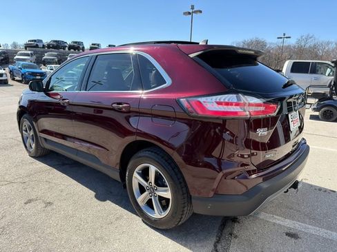 Used 2022 Ford Edge SEL w/ Convenience Package image 5