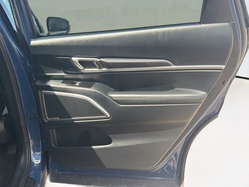 Used 2025 Kia Telluride S AWD/4WD image 34