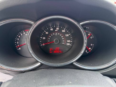 Used 2011 Kia Sorento 2WD image 15