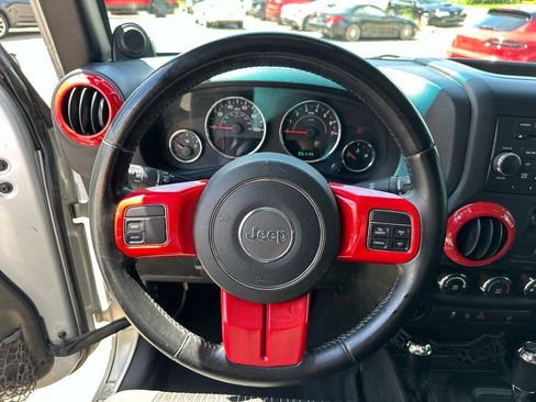 Used 2012 Jeep Wrangler Sahara AWD/4WD image 14