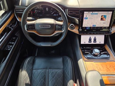 Certified 2024 Jeep Grand Wagoneer L Series III image 17