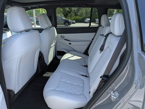 New 2026 Jeep Cherokee Overland AWD/4WD image 12