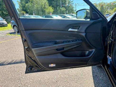 Used 2011 Honda Accord SE image 11