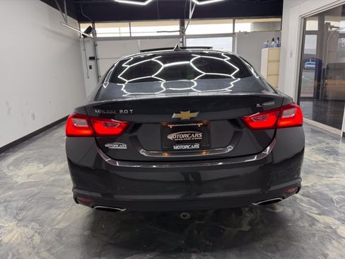 Used 2017 Chevrolet Malibu Premier w/ Premier Sun and Wheel Package FWD image 4