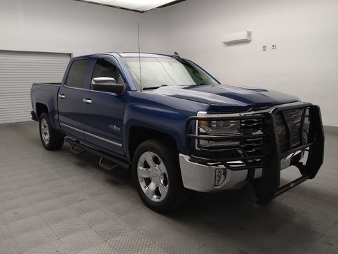 Used 2018 Chevrolet Silverado 1500 LTZ w/ Texas Edition image 13