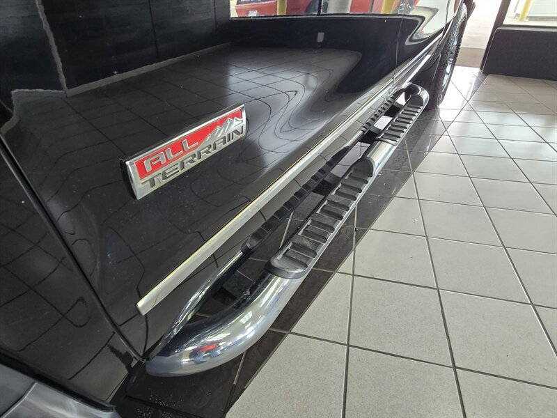 Used 2014 GMC Sierra 1500 SLE AWD/4WD image 30