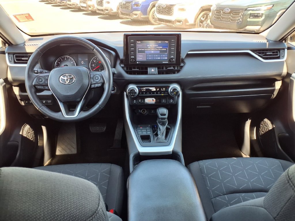 Used 2021 Toyota RAV4 XLE w/ Convenience Package AWD/4WD image 2