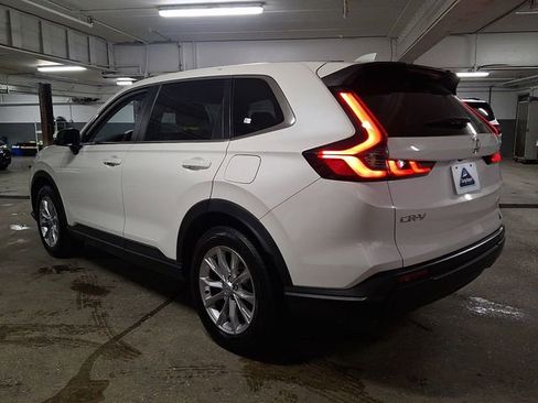 Used 2023 Honda CR-V EX-L image 4
