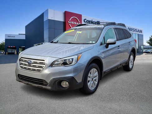 Used 2015 Subaru Outback 2.5i Premium AWD/4WD image 3