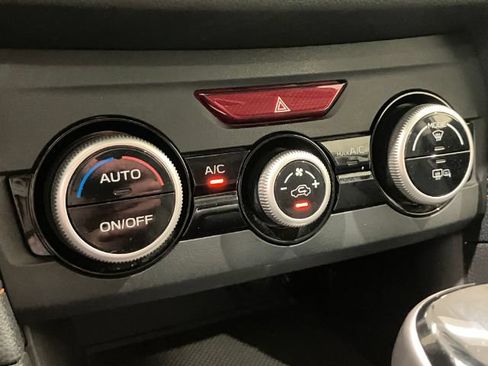 Used 2018 Subaru Crosstrek 2.0i Limited AWD/4WD image 28