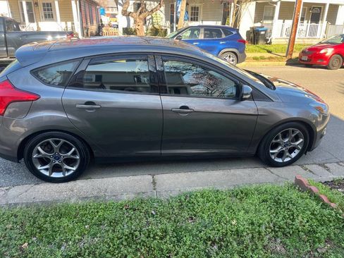 Used 2014 Ford Focus SE w/ Equipment Group 201A image 7