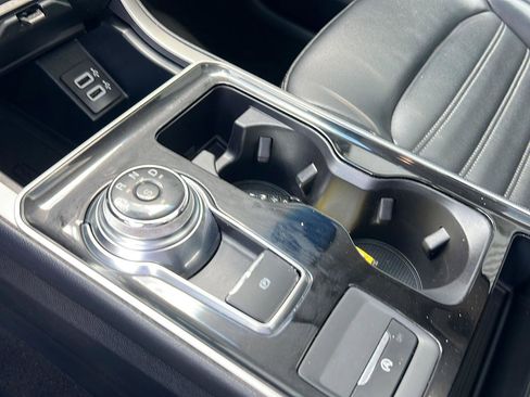 Used 2019 Ford Edge SEL w/ Equipment Group 201A image 28