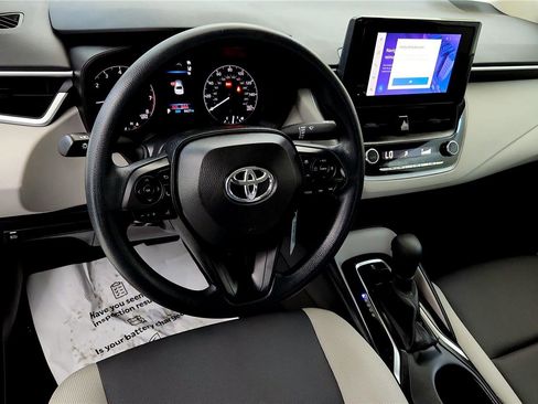Certified 2024 Toyota Corolla LE image 36